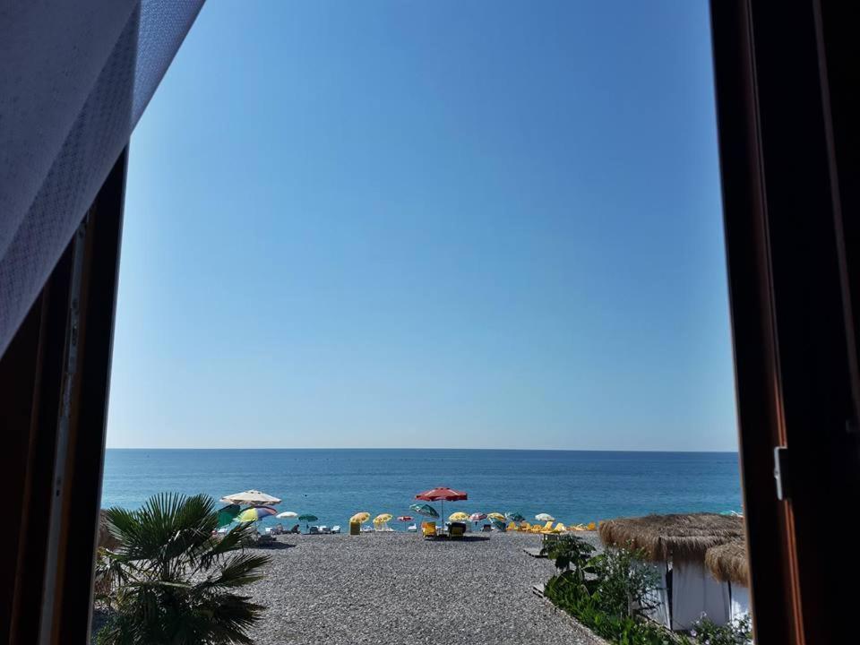 Cottages At Villa Del Mar Kvariati Exterior foto